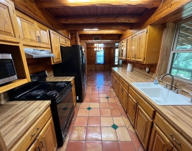 1215 Agarita Dr - Photo Thumbnail 4