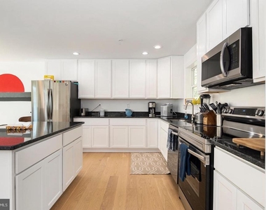 21186 Chesapeake Avenue - Photo Thumbnail 13
