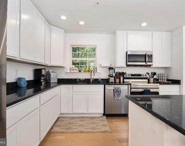 21186 Chesapeake Avenue - Photo Thumbnail 14
