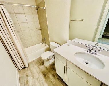 14001 Salice Dr - Photo Thumbnail 14