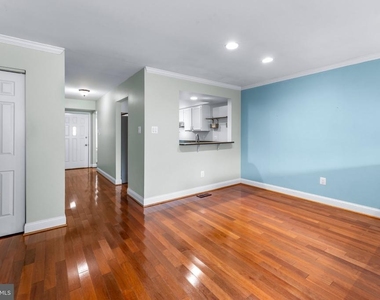5095 Columbia Road - Photo Thumbnail 12
