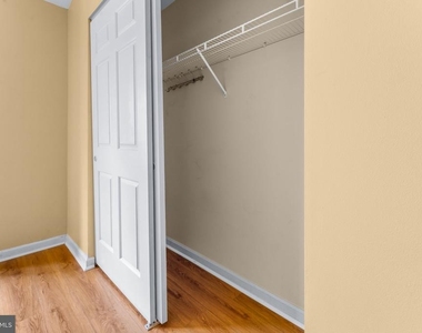 5095 Columbia Road - Photo Thumbnail 35