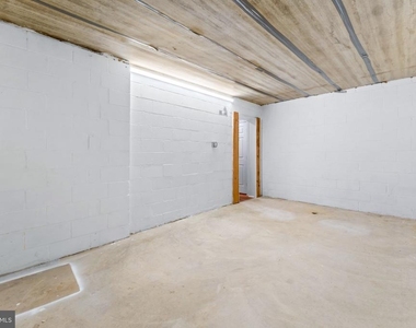 5095 Columbia Road - Photo Thumbnail 54