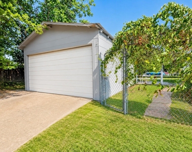 340 Ackerman St - Photo Thumbnail 32
