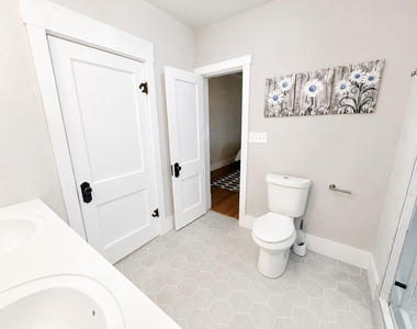 340 Ackerman St - Photo Thumbnail 23