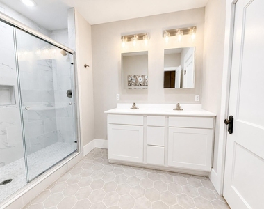 340 Ackerman St - Photo Thumbnail 24