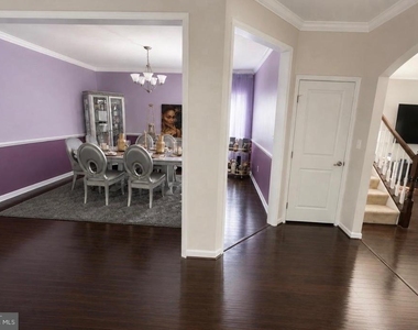 728 Falcon Lane - Photo Thumbnail 13