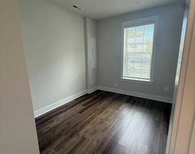 7931 Wormans Mill - Photo Thumbnail 5