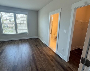7931 Wormans Mill - Photo Thumbnail 24