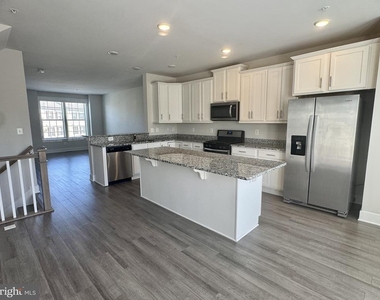 2924 Osprey Way - Photo Thumbnail 1