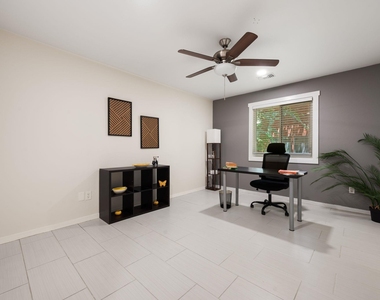 3539 Laurel Bay Loop - Photo Thumbnail 16