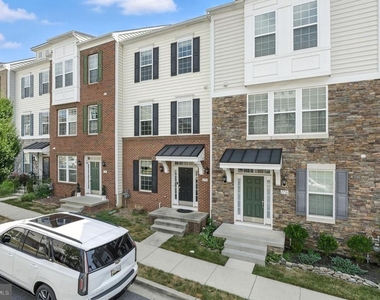 2738 Egret Way - Photo Thumbnail 2