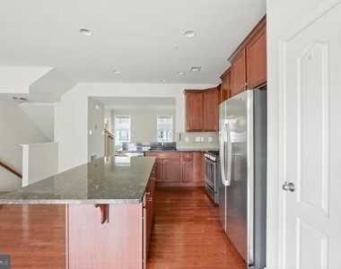 2738 Egret Way - Photo Thumbnail 9