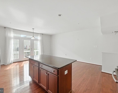 2738 Egret Way - Photo Thumbnail 10