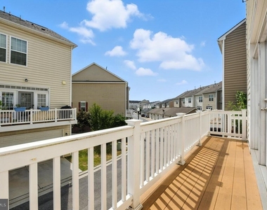 2738 Egret Way - Photo Thumbnail 19
