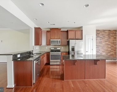 2738 Egret Way - Photo Thumbnail 7