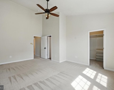 2738 Egret Way - Photo Thumbnail 23