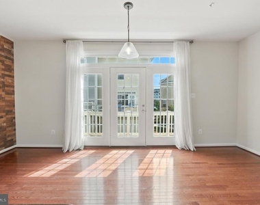 2738 Egret Way - Photo Thumbnail 11