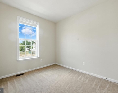 2738 Egret Way - Photo Thumbnail 30