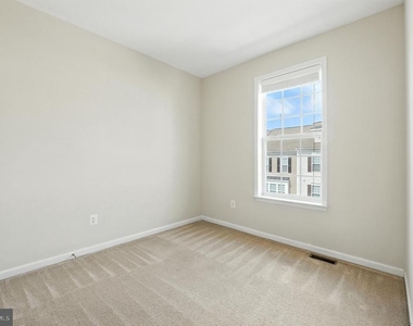 2738 Egret Way - Photo Thumbnail 27