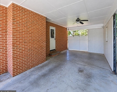 1042 S Carroll Street - Photo Thumbnail 32