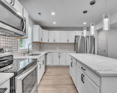 2625 Hamilton Road - Photo Thumbnail 6