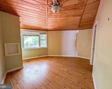 12433 Cree Lane - Photo Thumbnail 13