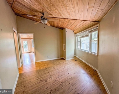 12433 Cree Lane - Photo Thumbnail 19
