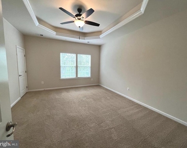 356 Paladium Court - Photo Thumbnail 10