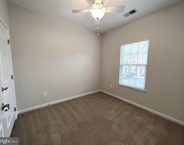 356 Paladium Court - Photo Thumbnail 16