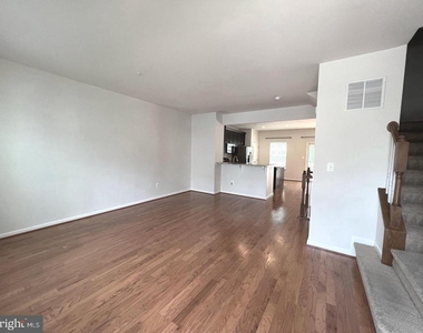 356 Paladium Court - Photo Thumbnail 1
