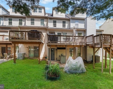 13 Bank Spring Court - Photo Thumbnail 49