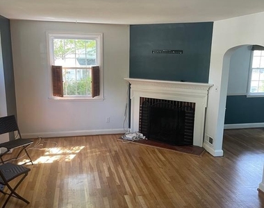 819 Fairway - Photo Thumbnail 2