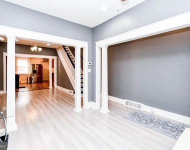 2511 Christian Street - Photo Thumbnail 4