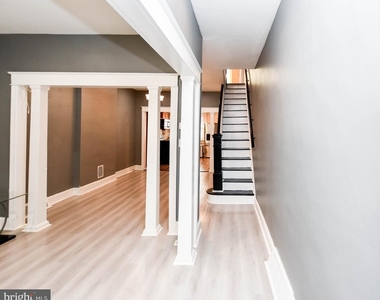 2511 Christian Street - Photo Thumbnail 6
