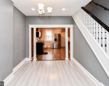 2511 Christian Street - Photo Thumbnail 11