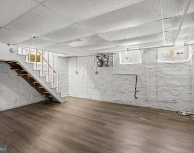 2906 Clearview Avenue - Photo Thumbnail 25