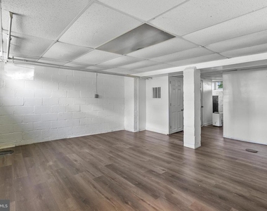 2906 Clearview Avenue - Photo Thumbnail 26