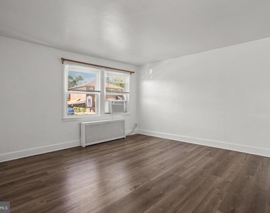 2906 Clearview Avenue - Photo Thumbnail 8