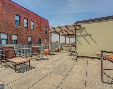 1211 Light Street - Photo Thumbnail 4