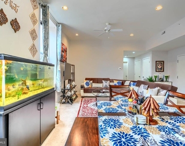 1211 Light Street - Photo Thumbnail 10
