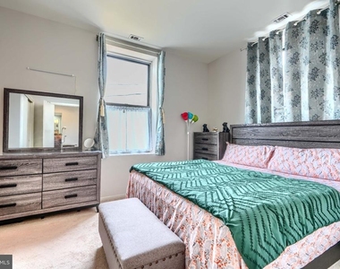1211 Light Street - Photo Thumbnail 13