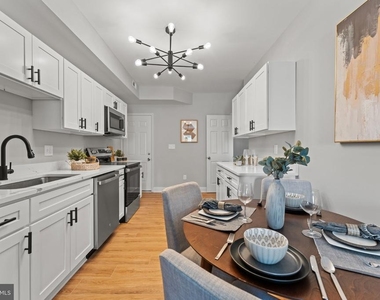 1724 N Milton Avenue - Photo Thumbnail 8