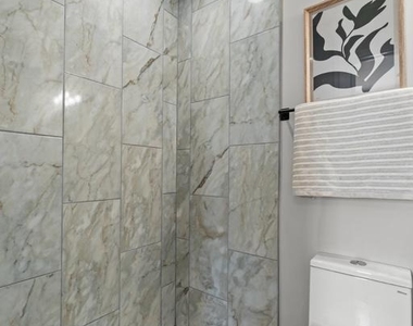 1724 N Milton Avenue - Photo Thumbnail 23
