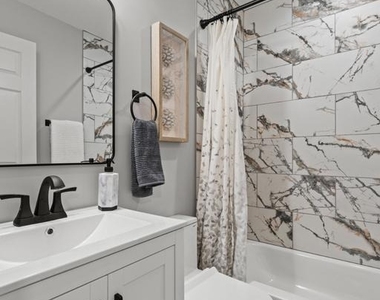 1724 N Milton Avenue - Photo Thumbnail 19
