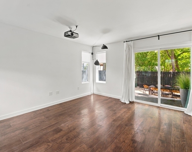 5307 Prock Ln - Photo Thumbnail 2