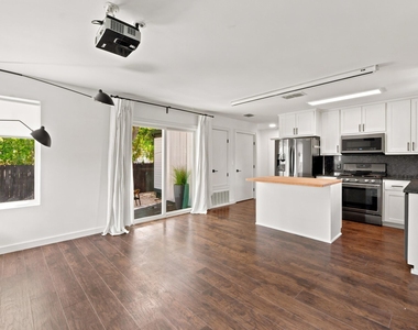 5307 Prock Ln - Photo Thumbnail 3