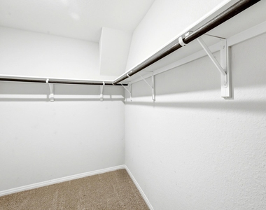 120 Loon Dr - Photo Thumbnail 17