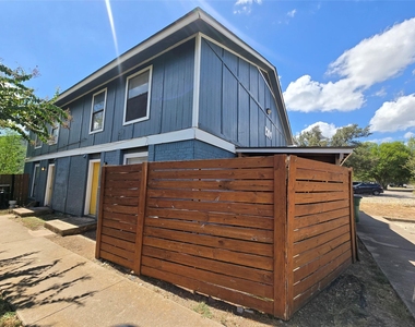 1309 Southport Dr - Photo Thumbnail 1
