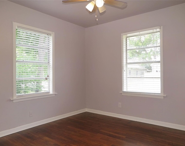 1205 Forest St - Photo Thumbnail 22
